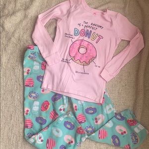 Carters pajama set size 8